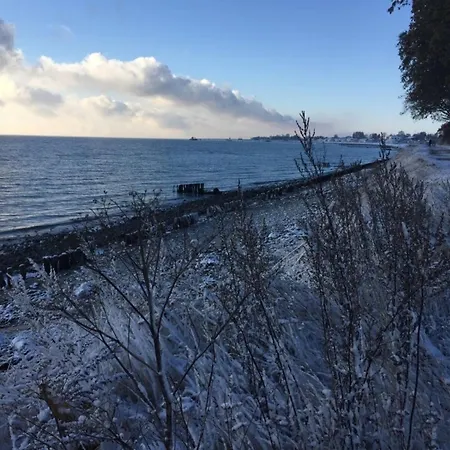 Haus Strandlaeufer 3 * Kellenhusen